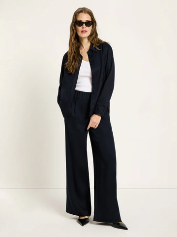 LANIUS HOSE MIT WEITEM BEIN Midnight
