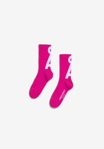 ARMEDANGELS SAAMUS SHORT SOCKEN Very Berry - White