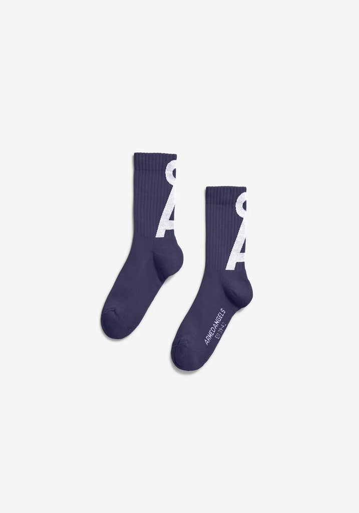 ARMEDANGELS SAAMUS SHORT SOCKEN Tinted Navy - White