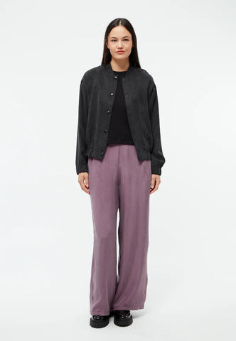 GIVN BERLIN Blousonjacke GBLORELLA relaxed aus TENCEL™ mit Peach-Effekt - Black (Tencel)