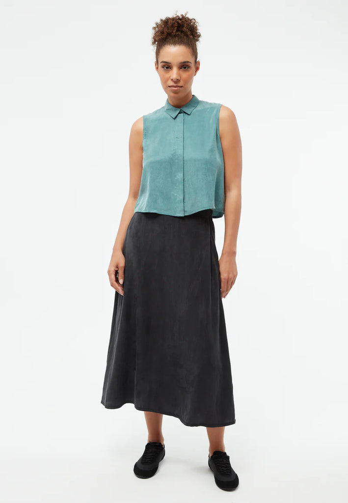 GIVN BERLIN Kurzarmbluse GBXENIA aus TENCEL™ mit Peach-Effekt - Graphite Green (Tencel)