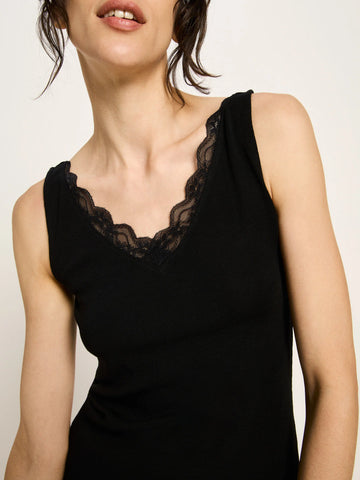 LANIUS Top mit Spitze aus Bio-Merinowolle Schwarz