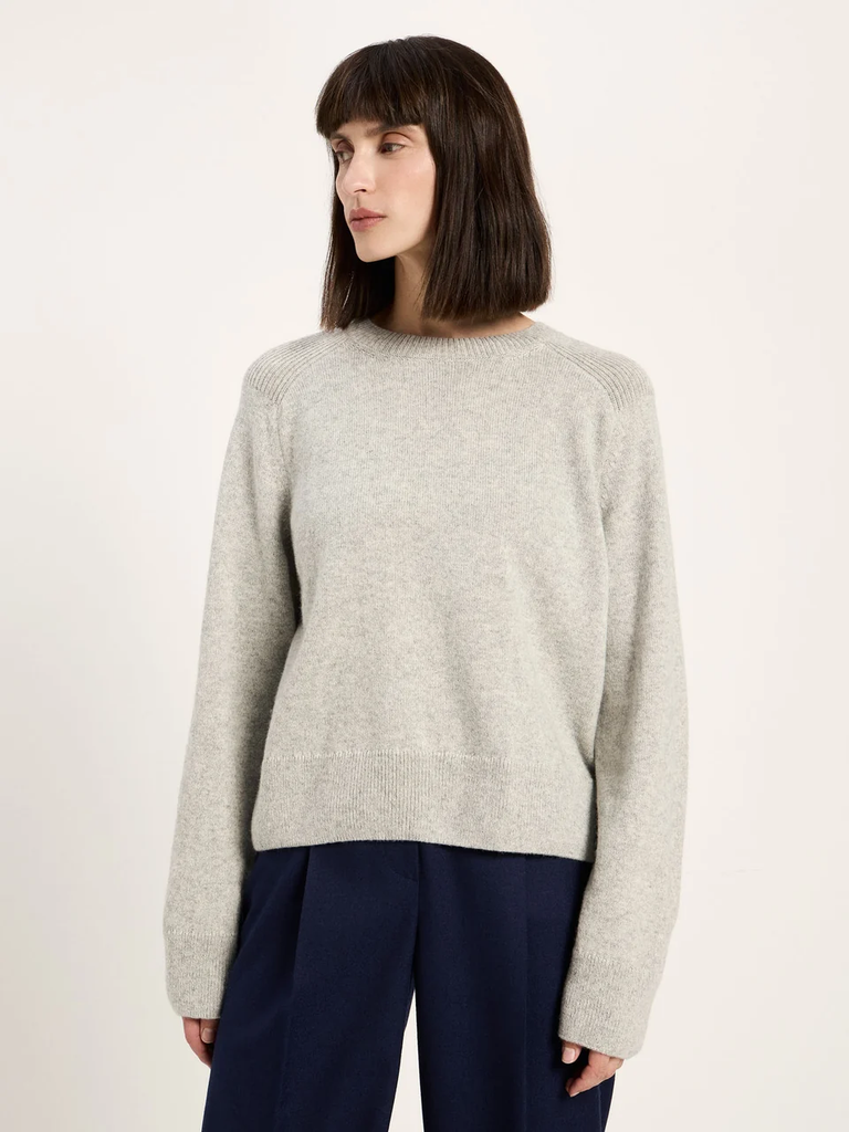 LANIUS CROPPED PULLOVER GOTS Grey Melange